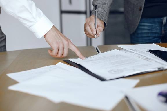 Contratos Enava advocacia